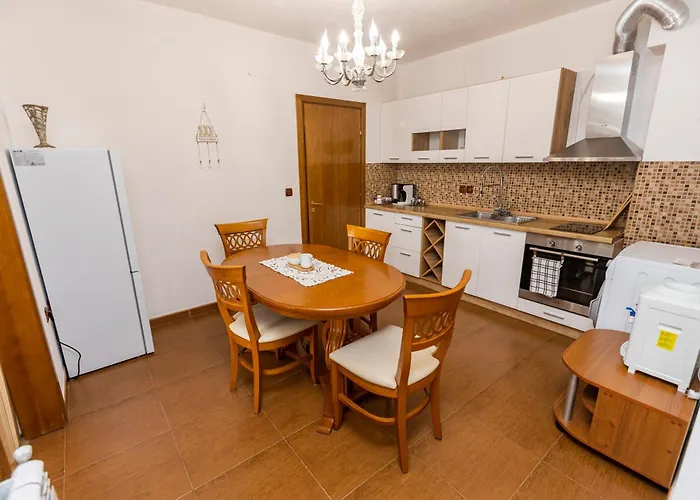 “djanina 2” Apartament *